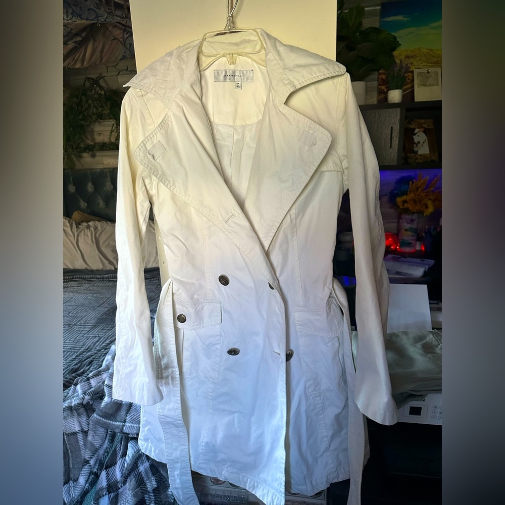 Zara White Double-Breasted Trench Coat